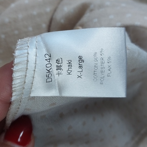 NWOT Khaki Cream White Polka Dot Button Down Shirt Women's Size XL - Picture 8 of 8